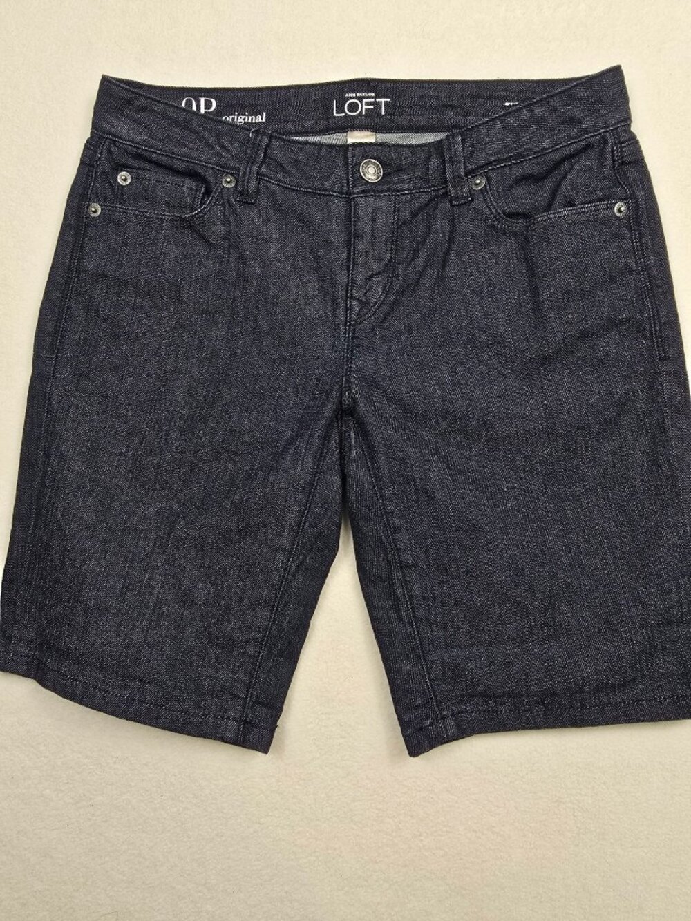 Ann Taylor Loft Womens 0P Dark Wash Original Denim Shorts